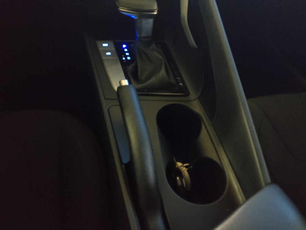 2021 Hyundai Elantra SEL - Photo 20