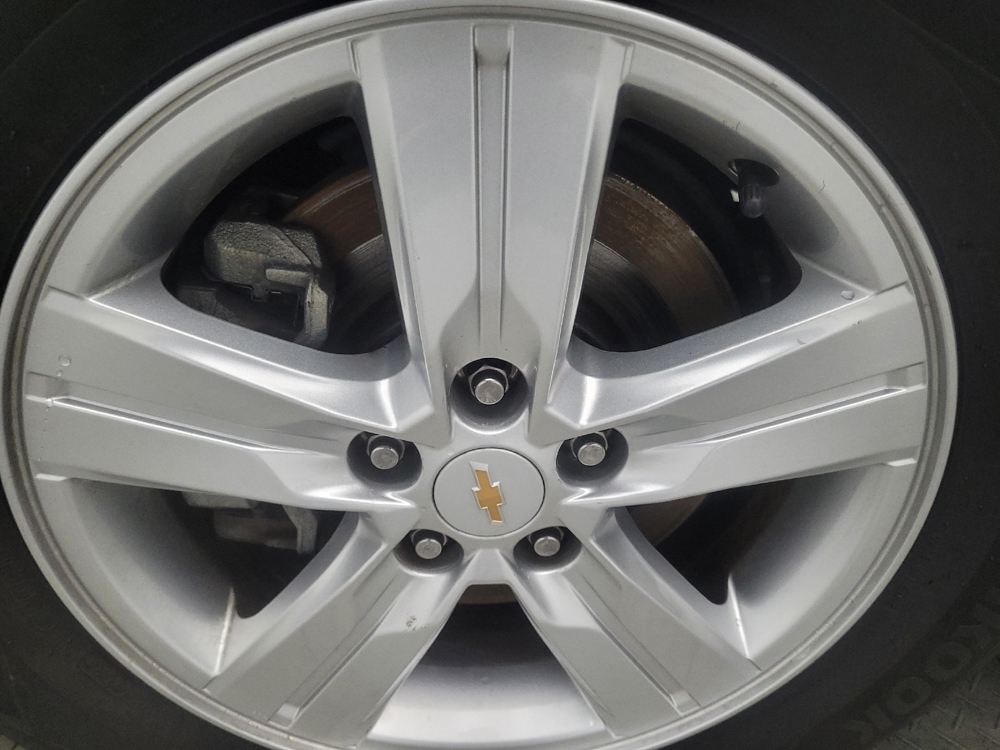 2020 Chevrolet Trax LS - Photo 24