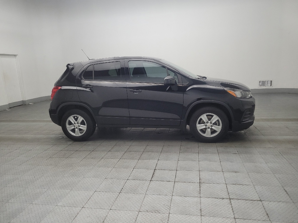 2020 Chevrolet Trax LS - Photo 9