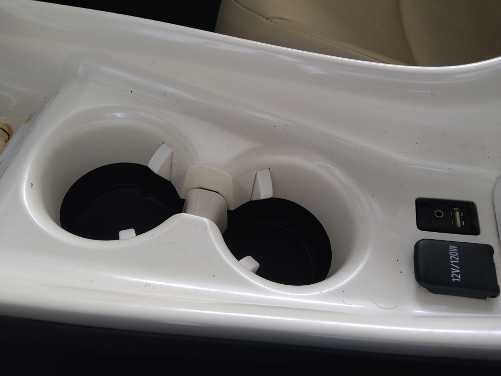 2016 Toyota Prius Four - Photo 20