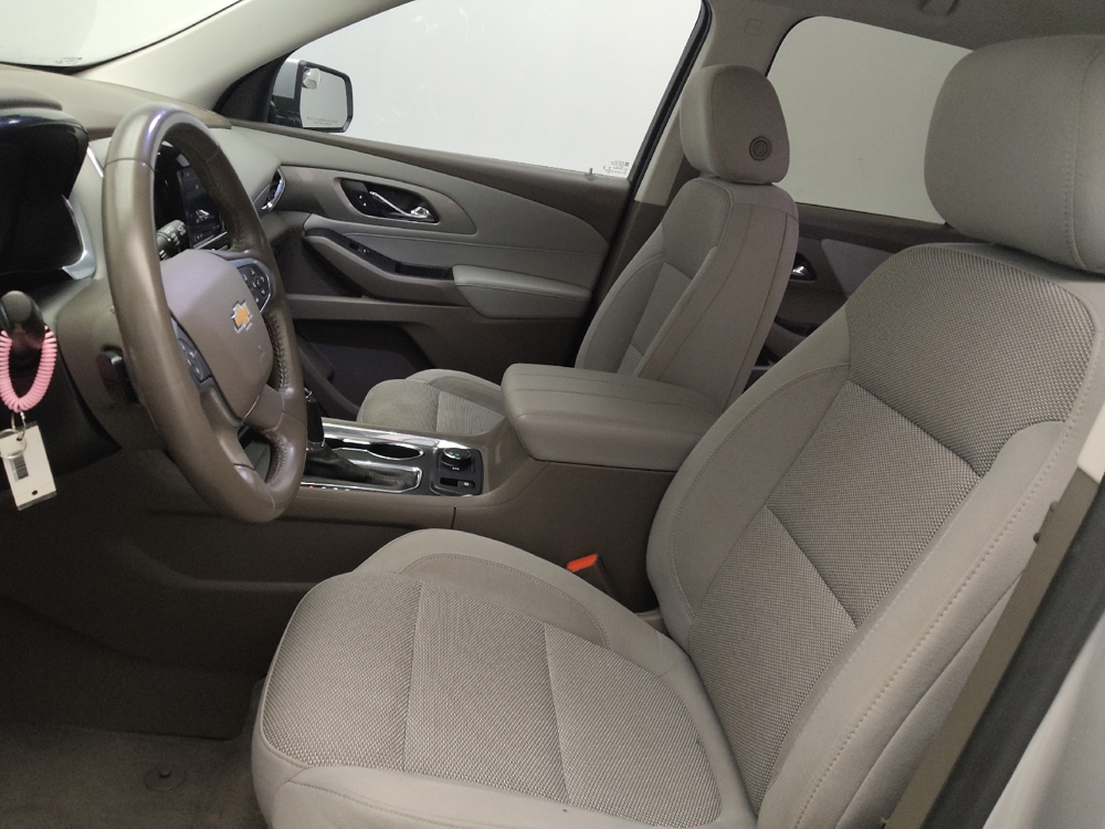2020 Chevrolet Traverse 1LT - Photo 13