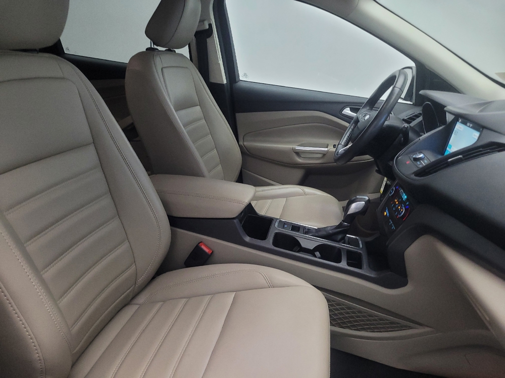 2019 Ford Escape SEL - Photo 16