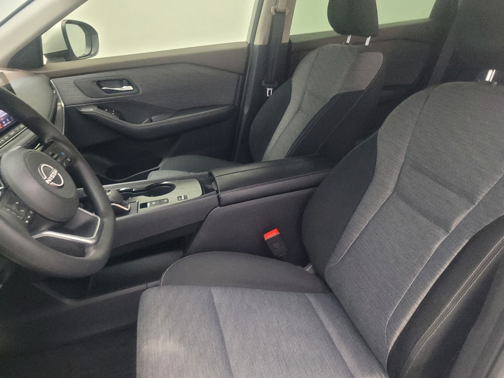 2023 Nissan Rogue SV - Photo 13