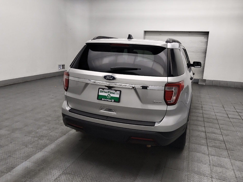 2018 Ford Explorer Base - Photo 6