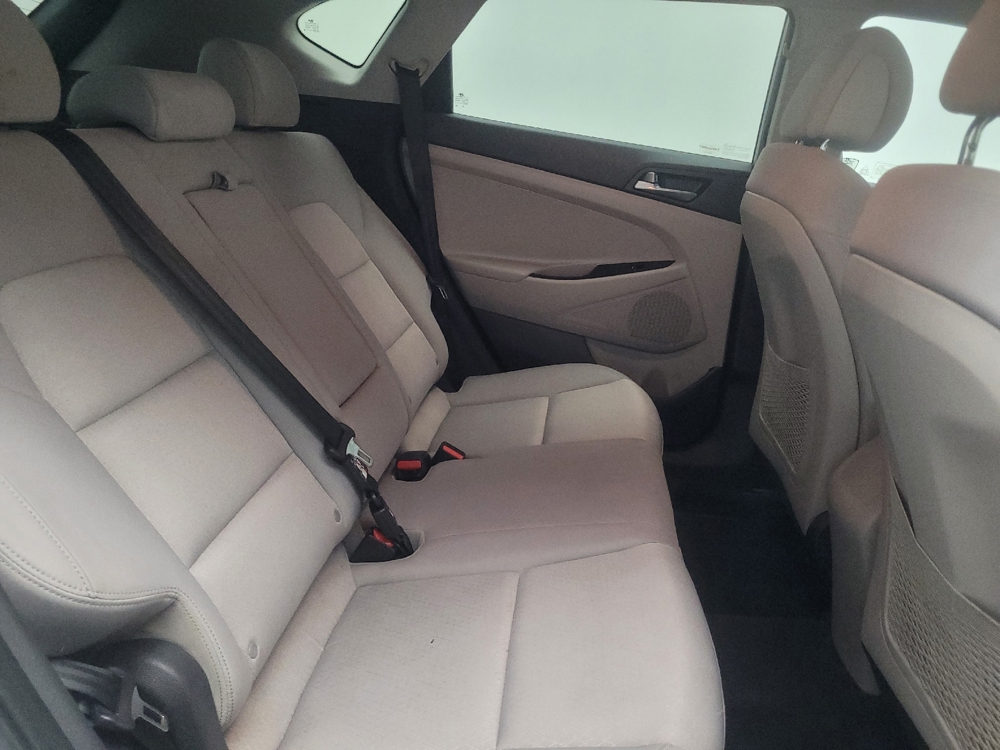 2017 Hyundai Tucson SE - Photo 15