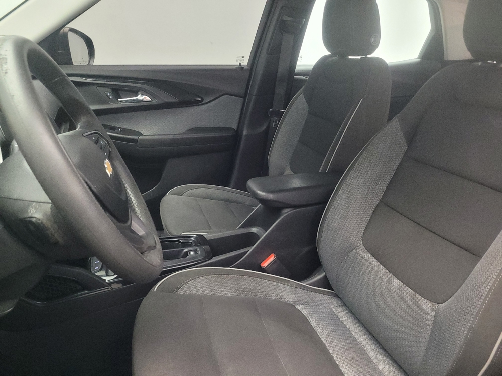 2023 Chevrolet TrailBlazer LS - Photo 13