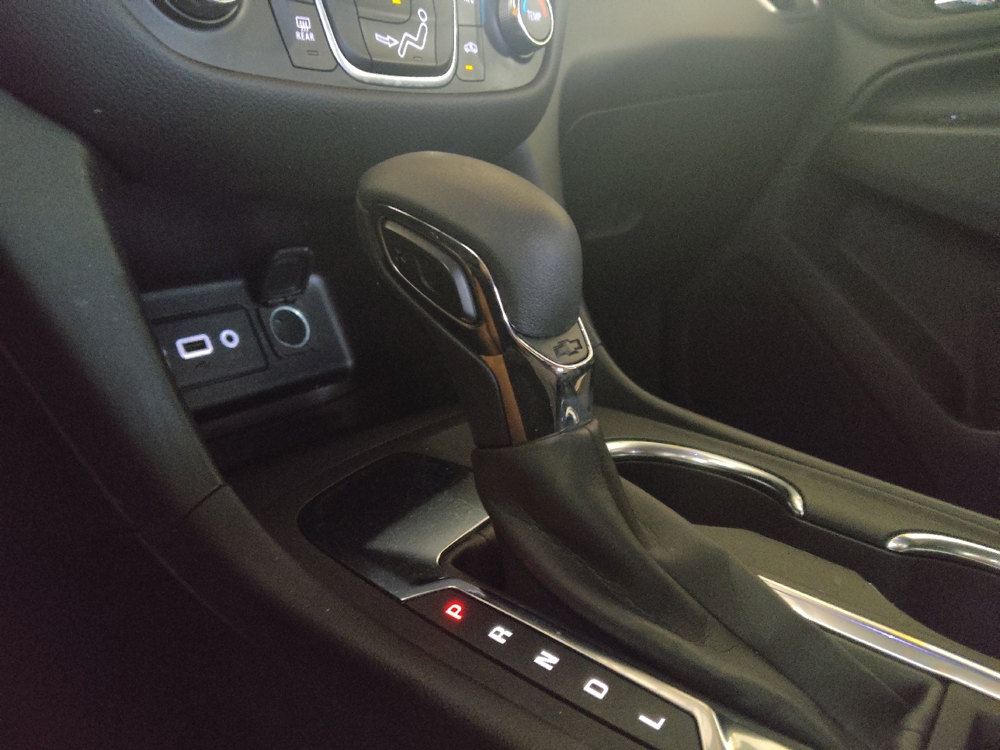 2022 Chevrolet Equinox LT - Photo 20