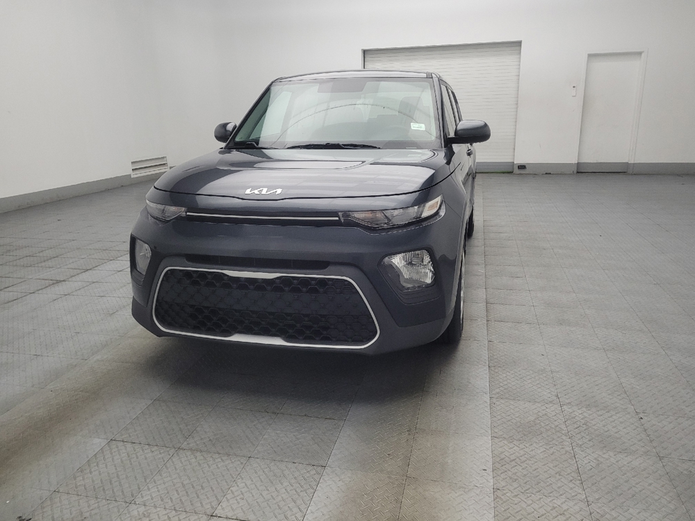 2022 Kia Soul LX - Photo 12