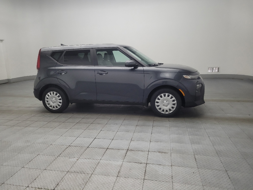 2022 Kia Soul LX - Photo 9