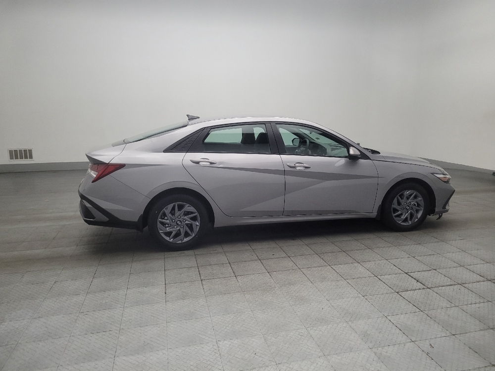 2025 Hyundai Elantra Blue - Photo 8