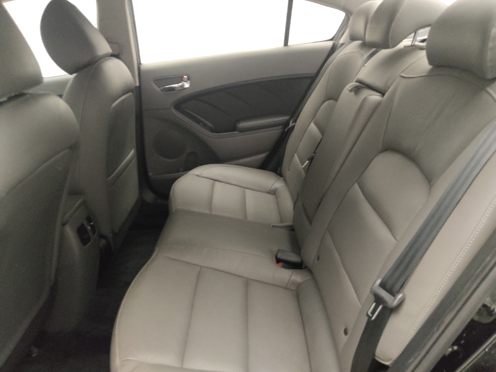 2017 Kia Forte EX - Photo 14