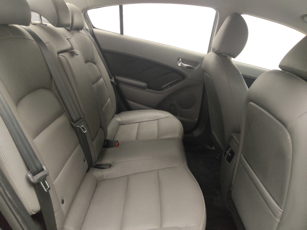 2017 Kia Forte EX - Photo 15