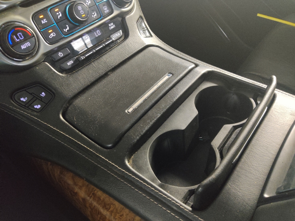 2018 Chevrolet Suburban Premier - Photo 20