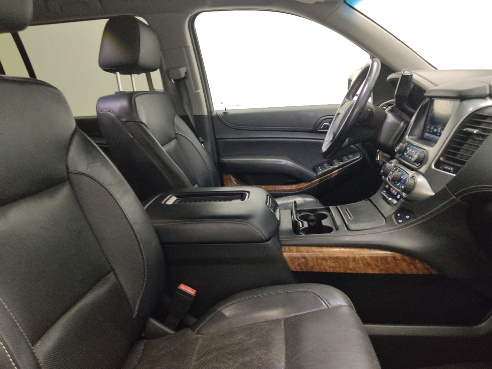 2018 Chevrolet Suburban Premier - Photo 16