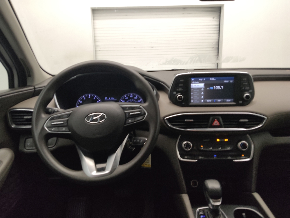 2020 Hyundai Santa Fe SE - Photo 17