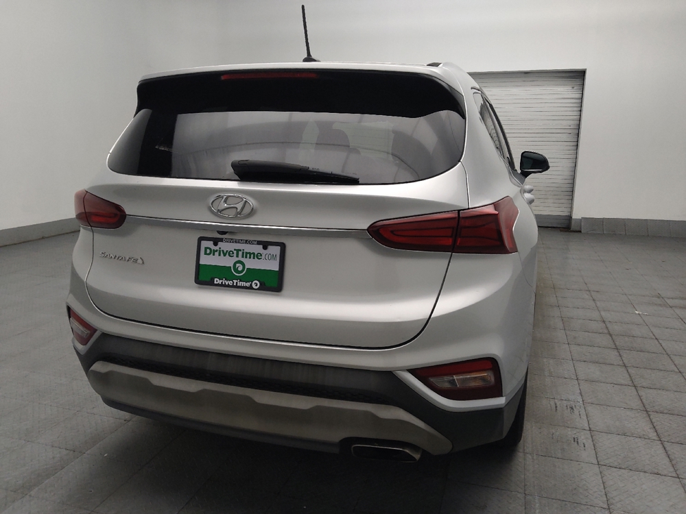 2020 Hyundai Santa Fe SE - Photo 6