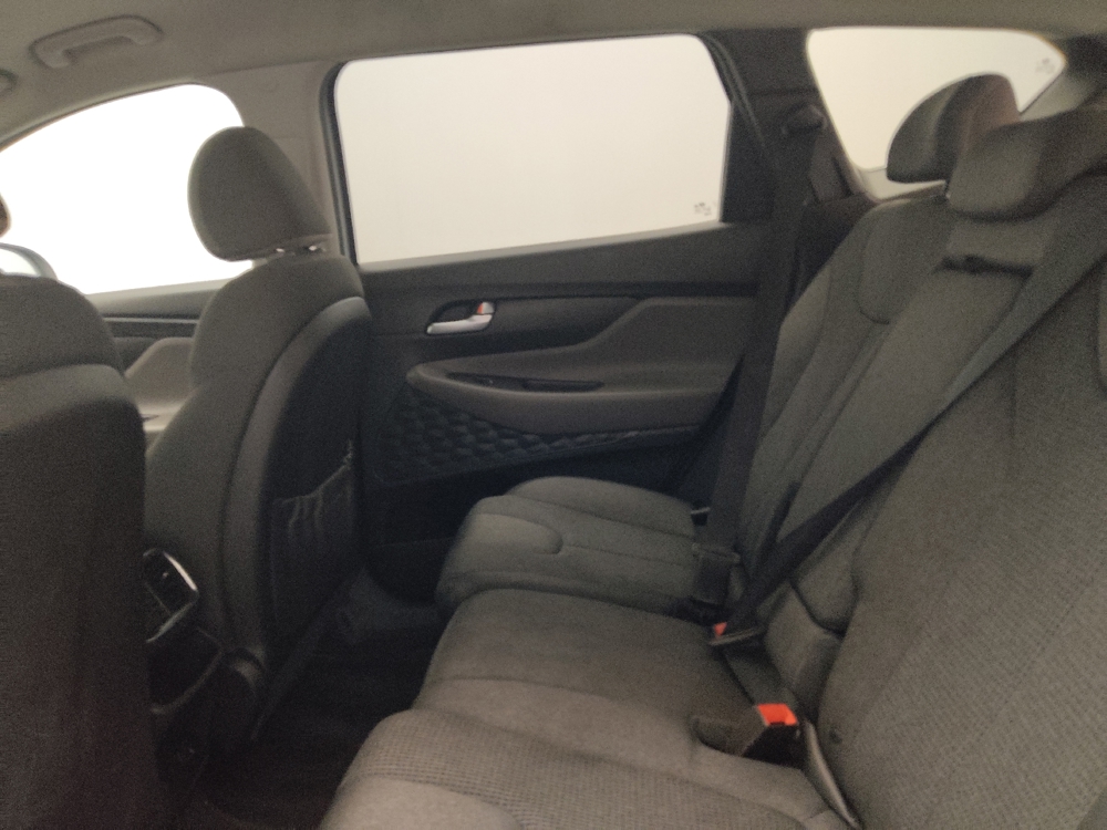 2020 Hyundai Santa Fe SE - Photo 14