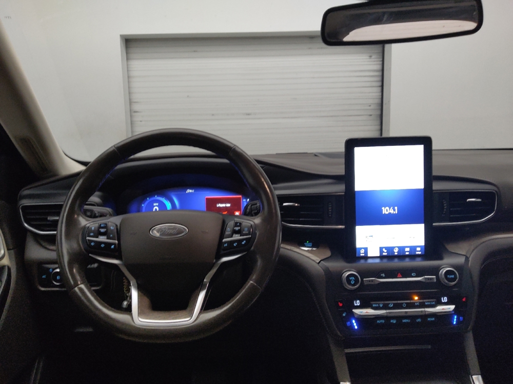 2020 Ford Explorer Platinum - Photo 17