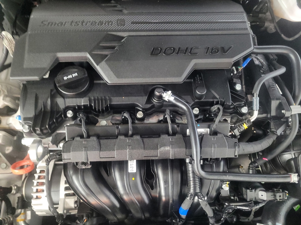 2024 Hyundai Elantra SEL - Photo 23