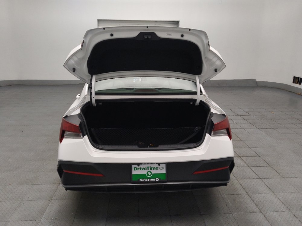 2024 Hyundai Elantra SEL - Photo 22