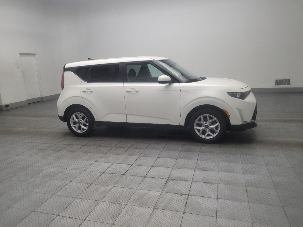 2023 Kia Soul LX - Photo 9