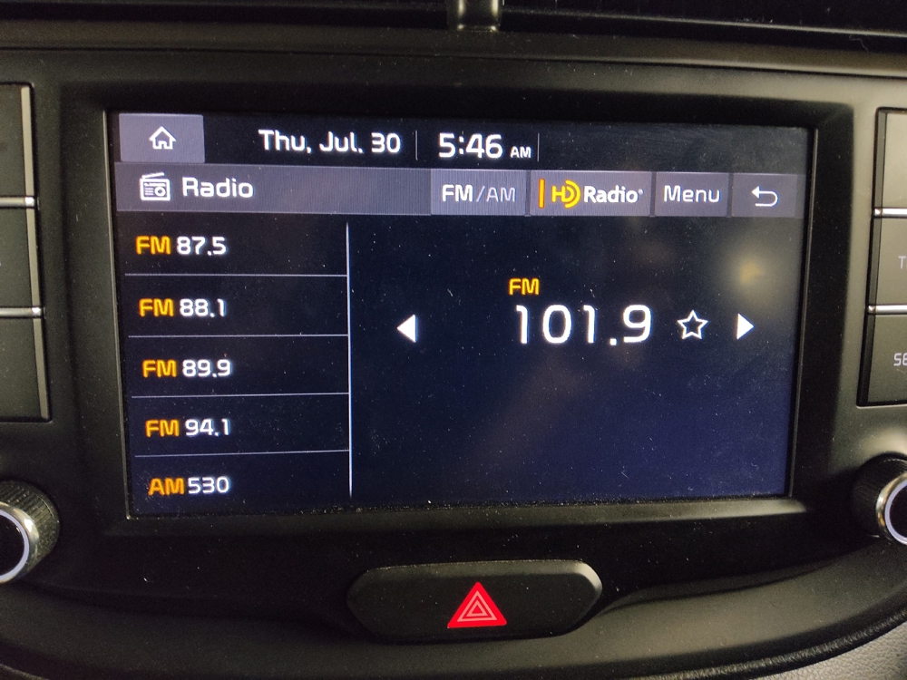 2023 Kia Soul LX - Photo 19