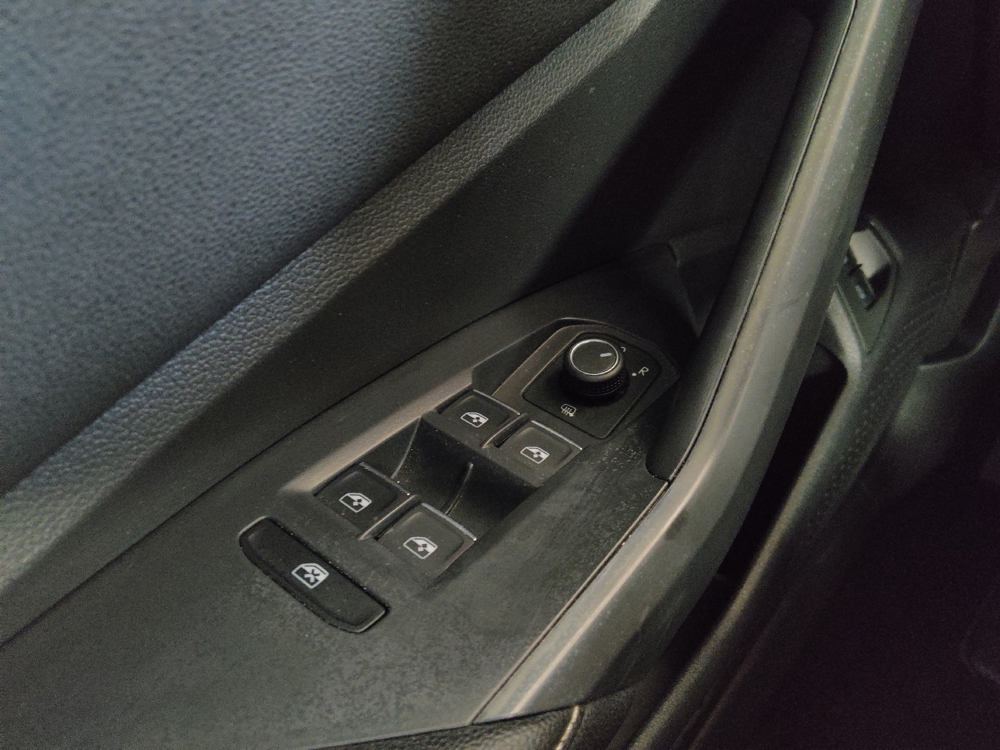 2024 Volkswagen Jetta SE - Photo 21