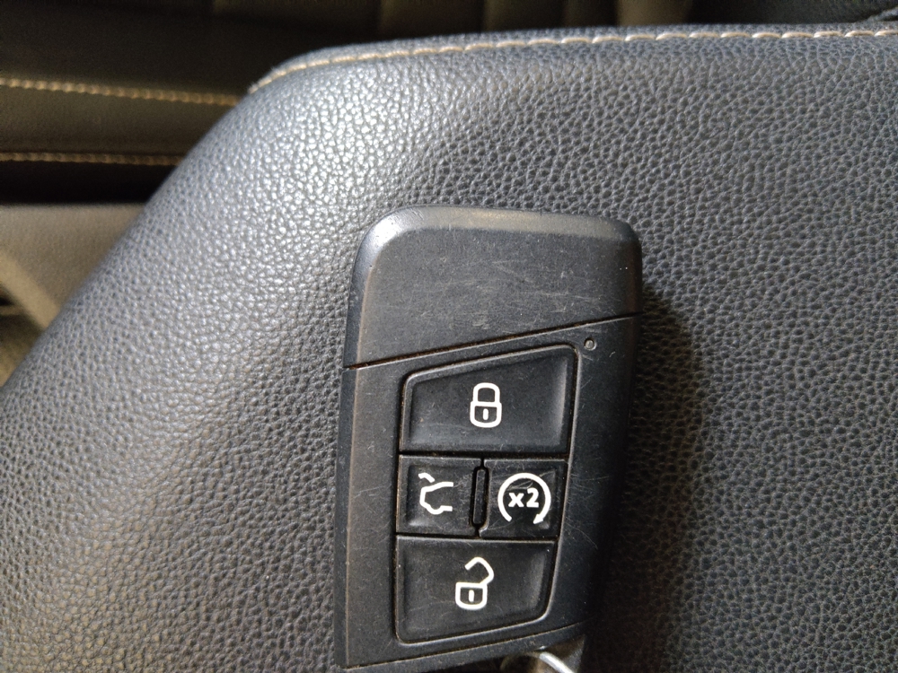 2024 Volkswagen Jetta SE - Photo 25