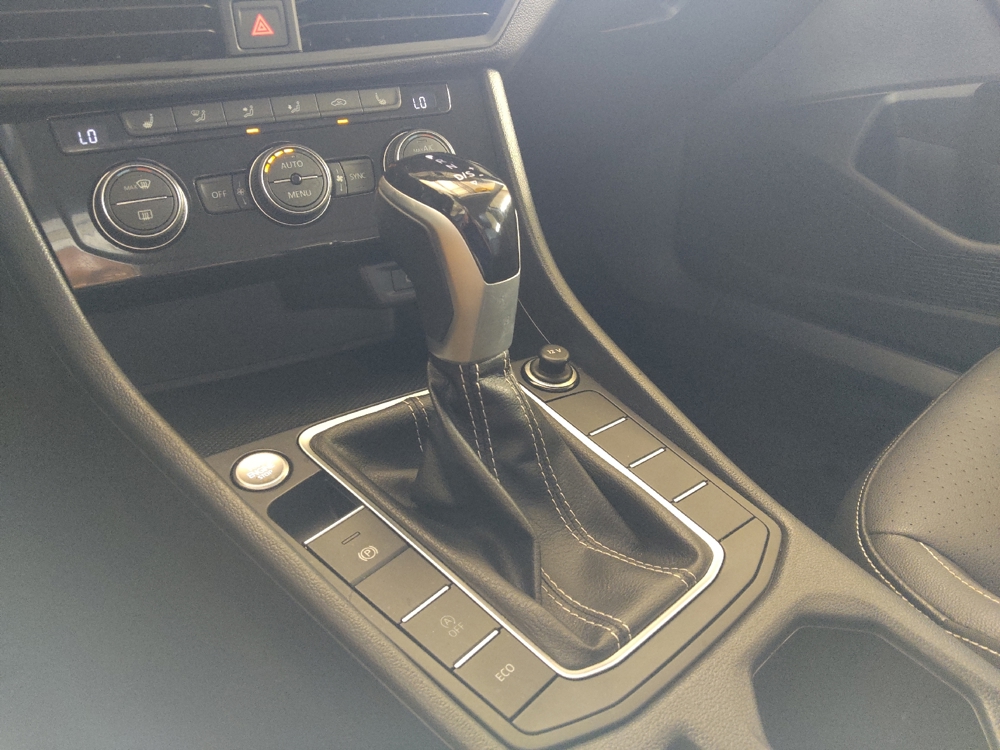 2024 Volkswagen Jetta SE - Photo 20