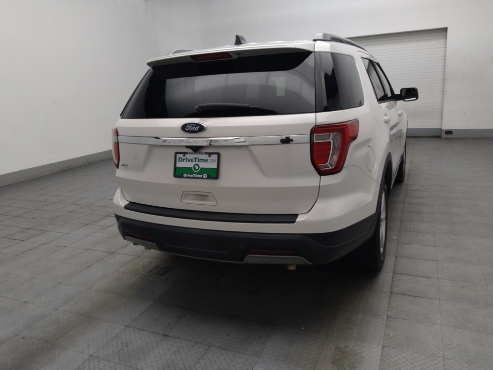 2019 Ford Explorer XLT - Photo 7