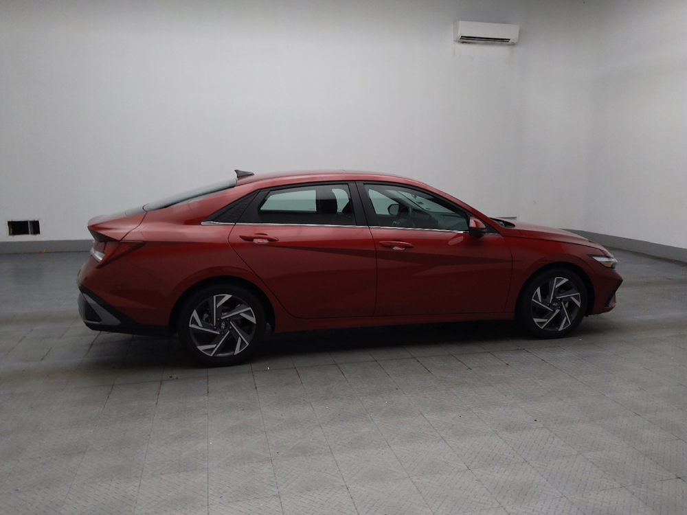 2025 Hyundai Elantra SEL - Photo 8