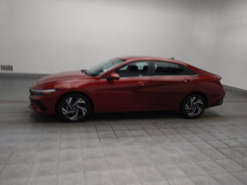 2025 Hyundai Elantra SEL - Photo 2