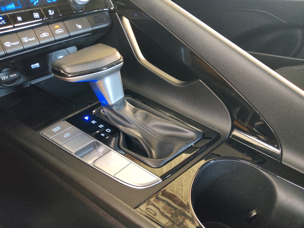 2025 Hyundai Elantra SEL - Photo 20