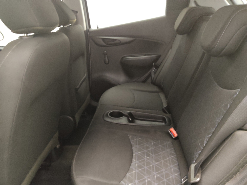 2020 Chevrolet Spark LS - Photo 14