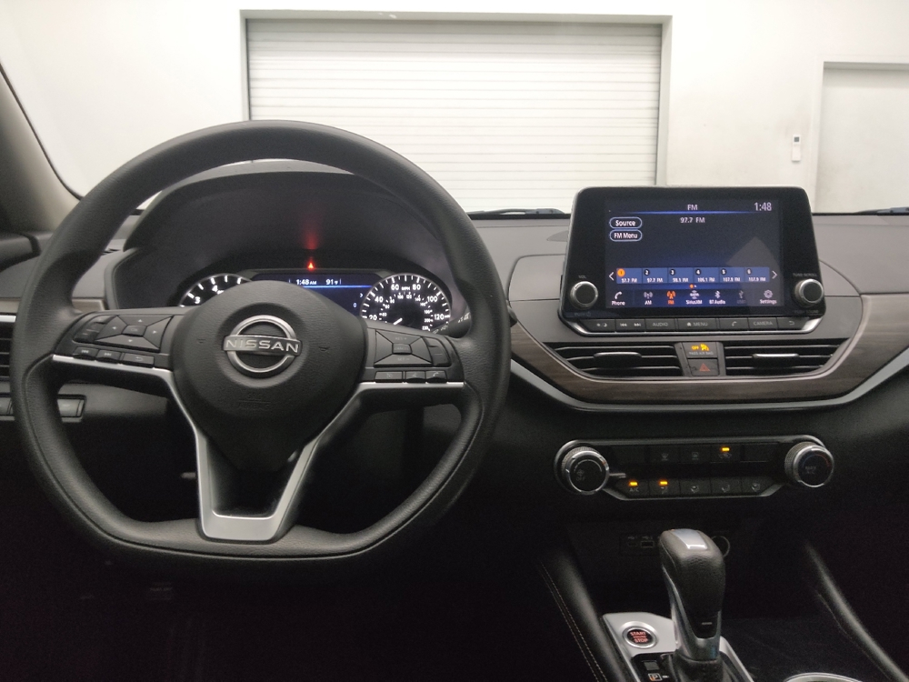 2023 Nissan Altima SV - Photo 17