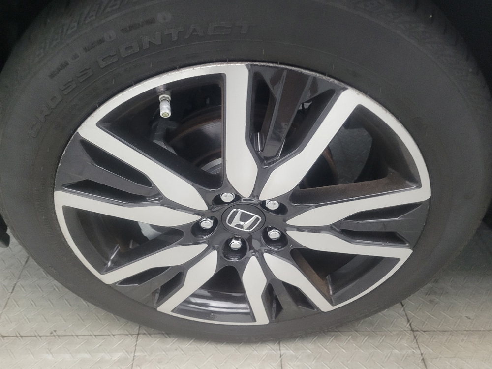 2021 Honda Pilot Touring - Photo 24