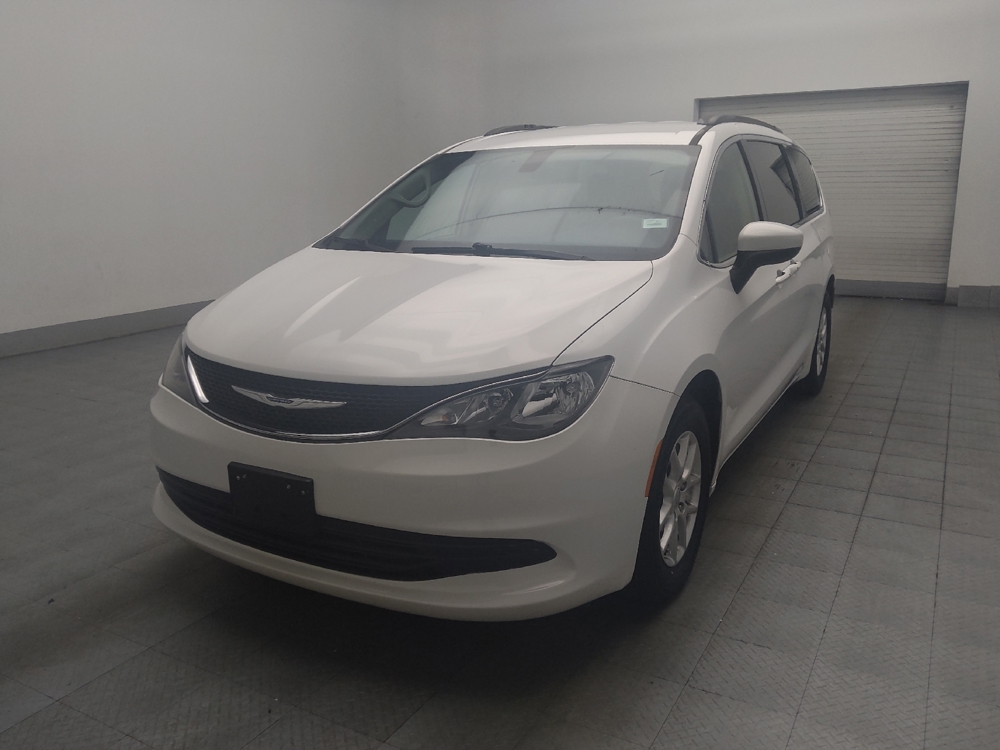2020 Chrysler Voyager