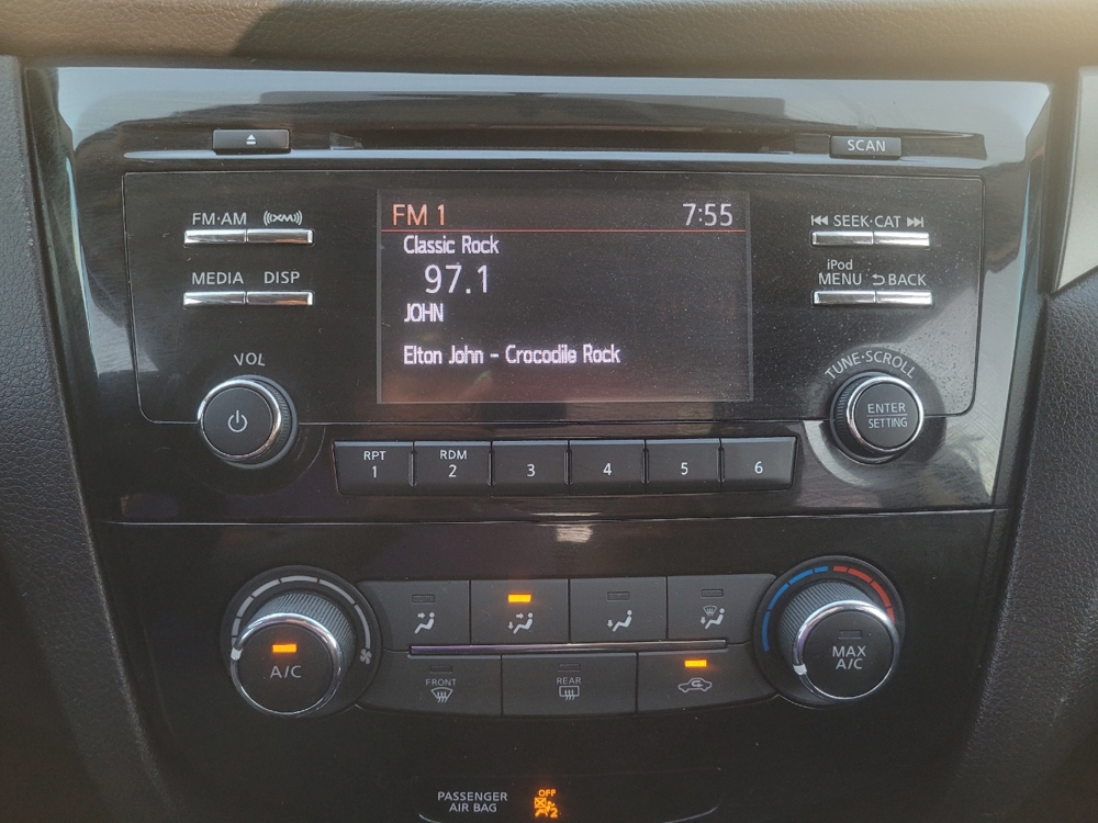2018 Nissan Rogue Sport S - Photo 19