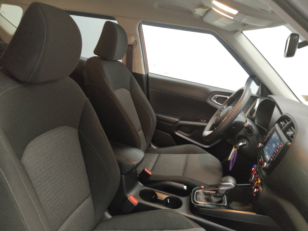 2021 Kia Soul S - Photo 16