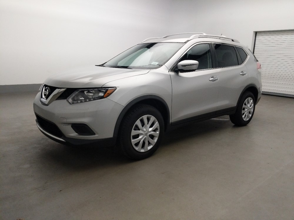 Used 2016 Nissan Rogue Driver Front Bumper