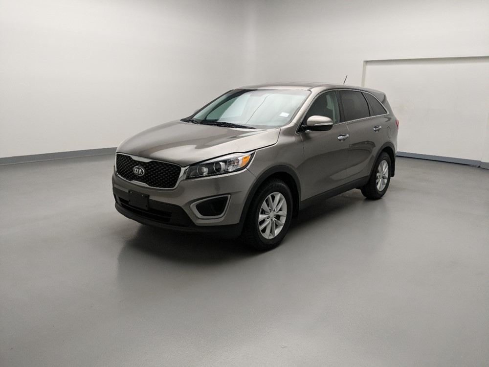 Used 2017 Kia Sorento Driver Front Bumper