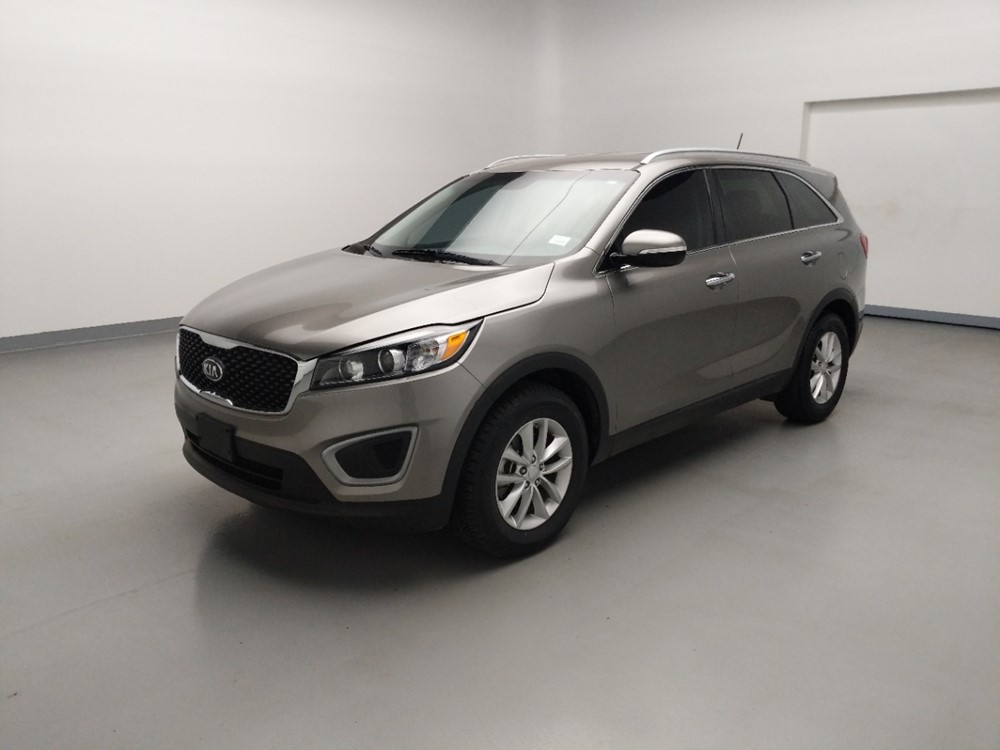 Used 2017 Kia Sorento Driver Front Bumper