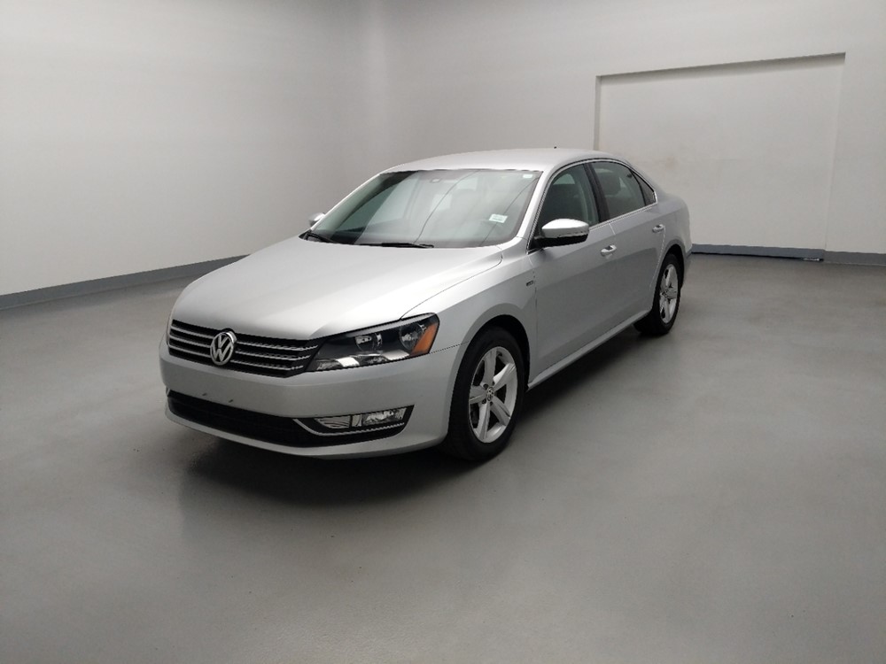Used 2015 Volkswagen Passat Driver Front Bumper