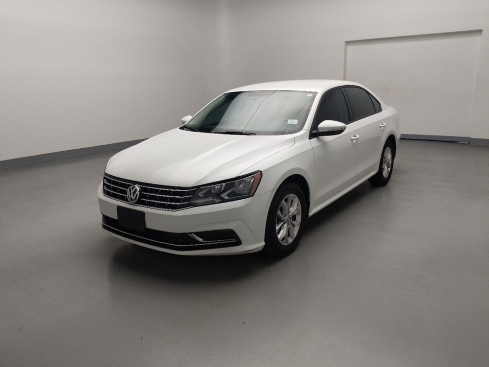 Used 2018 Volkswagen Passat Driver Front Bumper