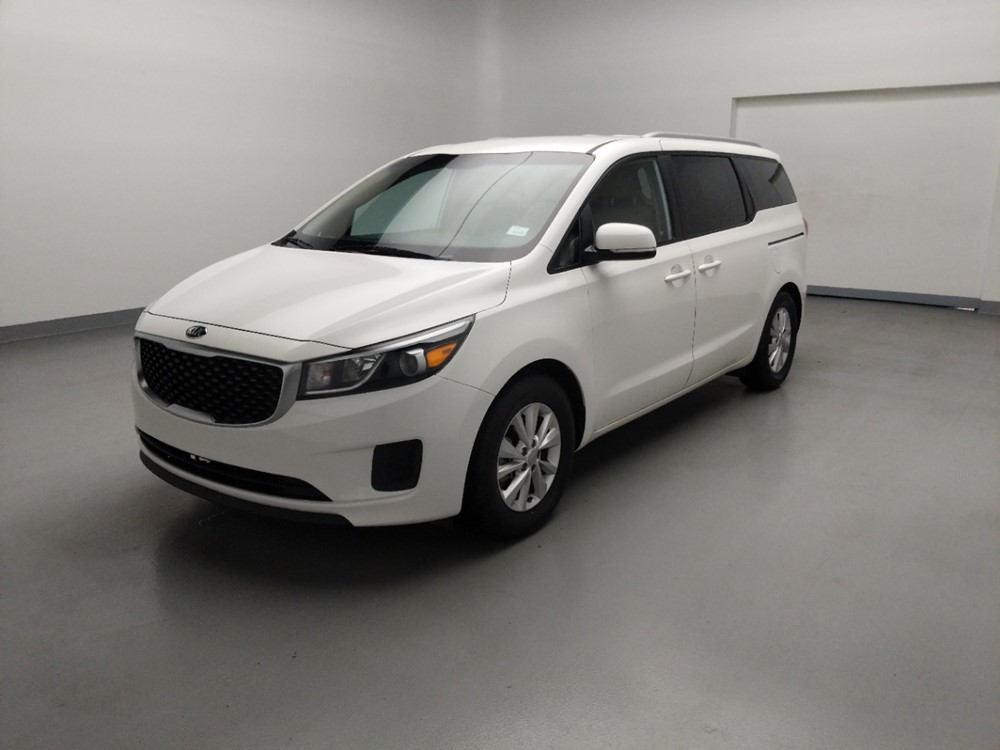 Used 2015 Kia Sedona Driver Front Bumper