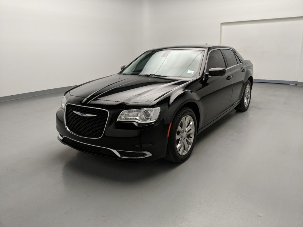 Used 2018 Chrysler 300 Driver Front Bumper