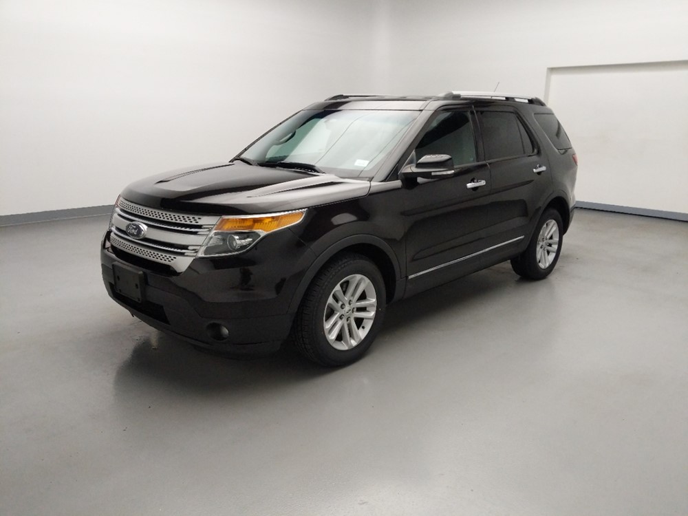 Used 2013 Ford Explorer Driver Front Bumper