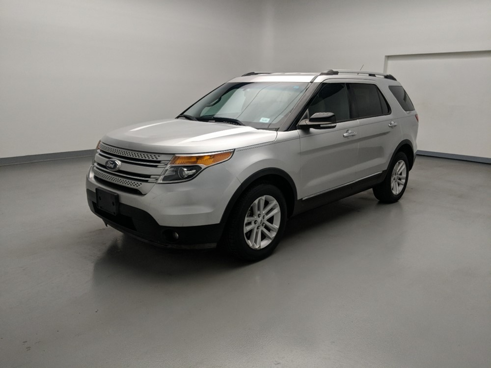 Used 2014 Ford Explorer Driver Front Bumper
