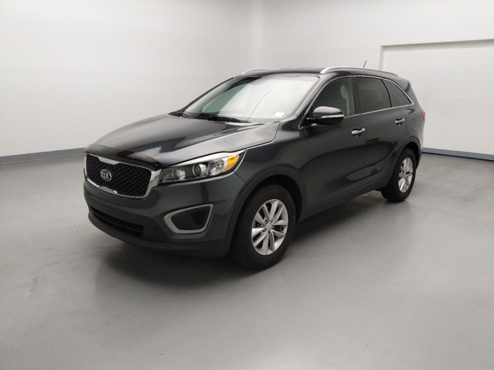 Used 2017 Kia Sorento Driver Front Bumper