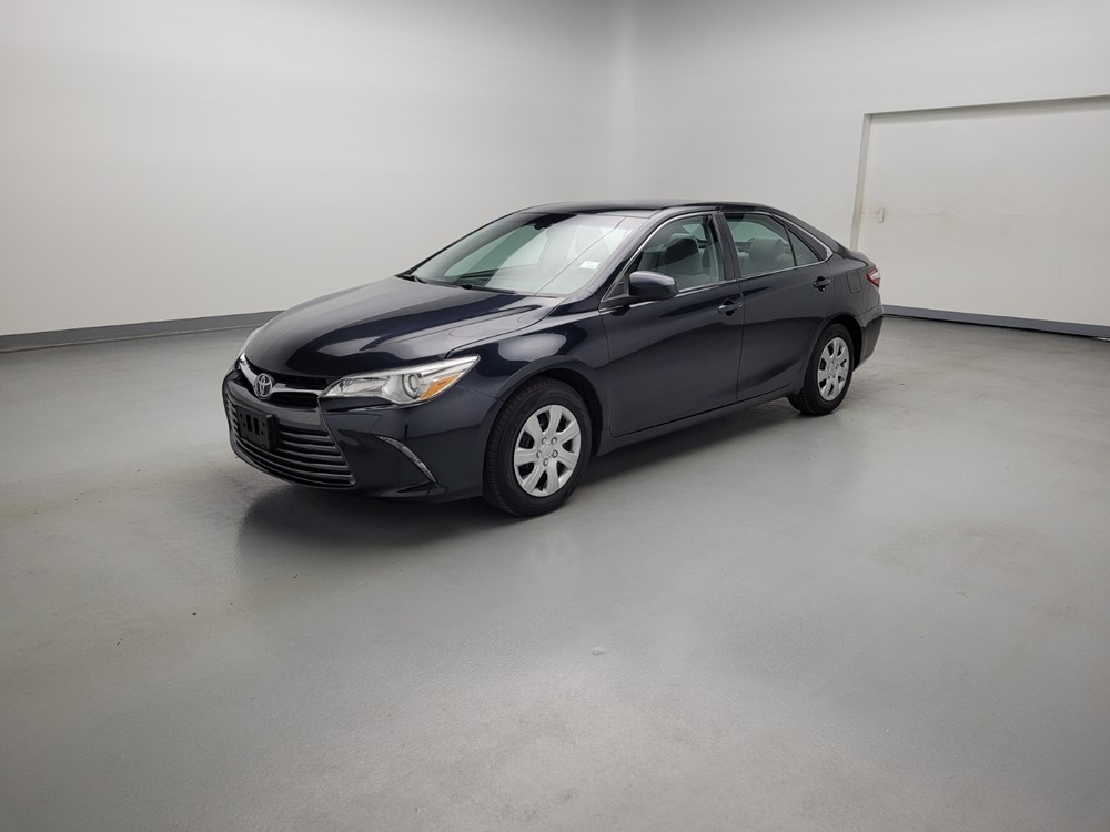 Used 2016 Toyota Camry Driver Front Bumper